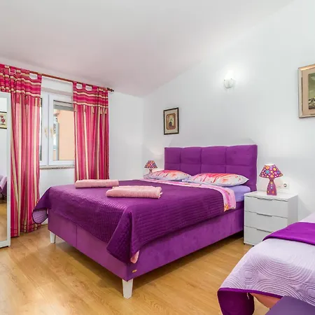 2 Bedroom Stunning In アパート プーラ