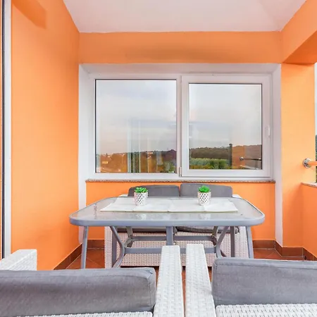 Apartmán 2 Bedroom Stunning In *