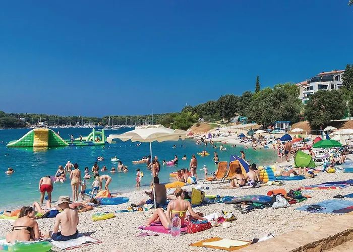 2 Bedroom Stunning In Apartment Pula