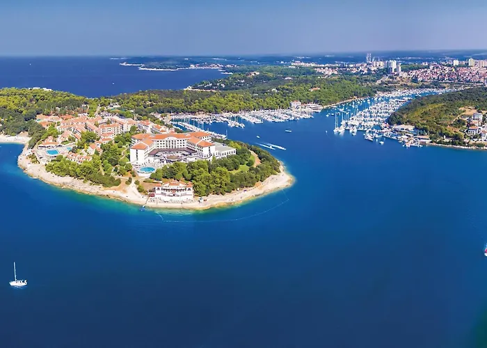 2 Bedroom Stunning In Apartment