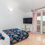 2 Bedroom Nice Apartment In Pula * Pula
